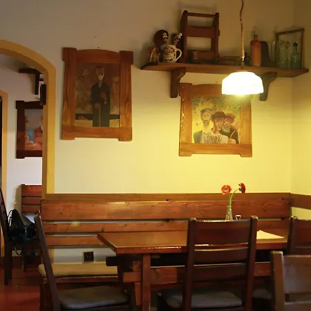 A Dolni Dvur * Verovice